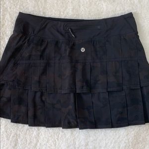 Lululemon Run Pace Setter - Camouflage size 8T